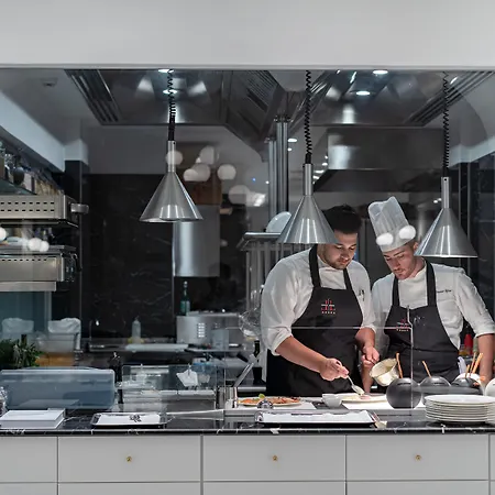 Lorelei Londres فندق 5*