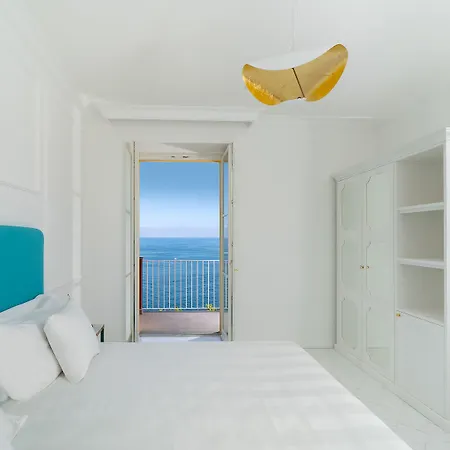 Lorelei Londres 5* سورينتو